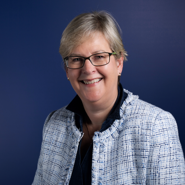 Julie Mears Headshot.png